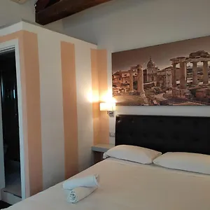 2* Πανσιόν Relais Arco Della Pace
